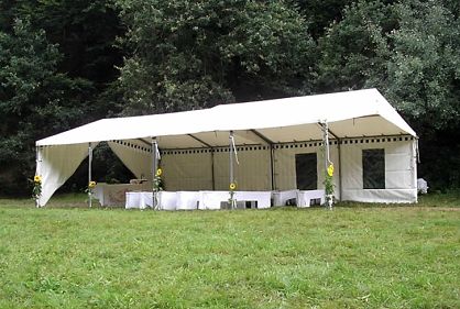 Festzelt für die Hochzeit von Stephanie und Marco Höller